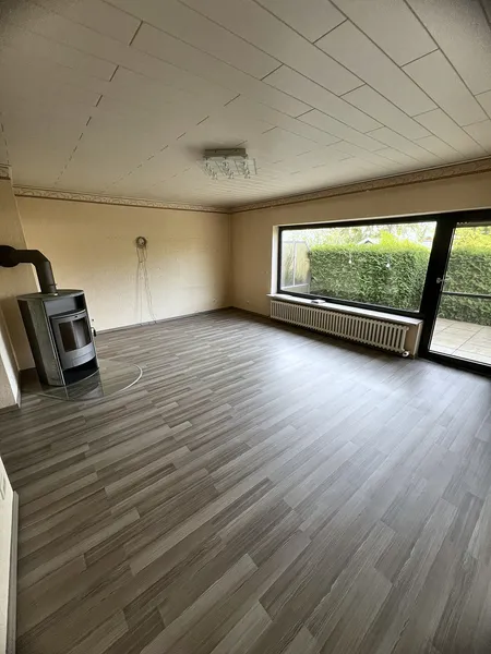 4-Zimmer-Wohnung, 130m² gesamt, Terrasse, Balkon, Garten und Kaminofen in Rudower Doppelhaushälfte — photo 1